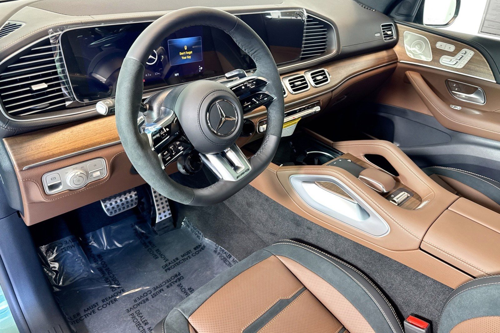 New 2026 Mercedes-Benz GLE 53 AMG 4MATIC Coupe image 9