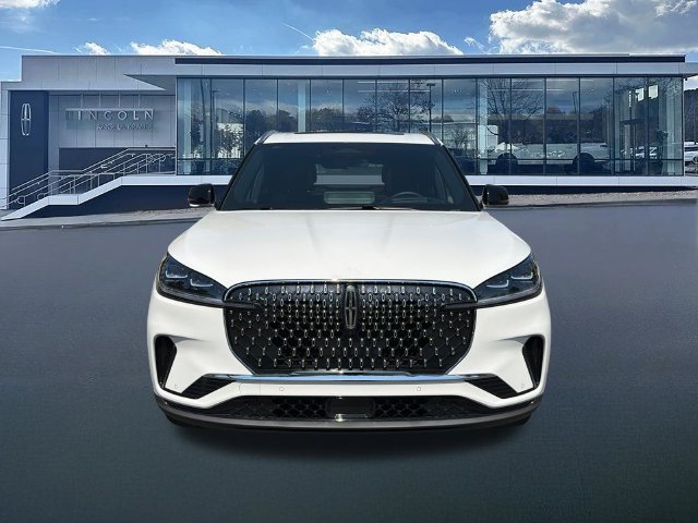 New 2026 Lincoln Aviator Reserve AWD/4WD image 2