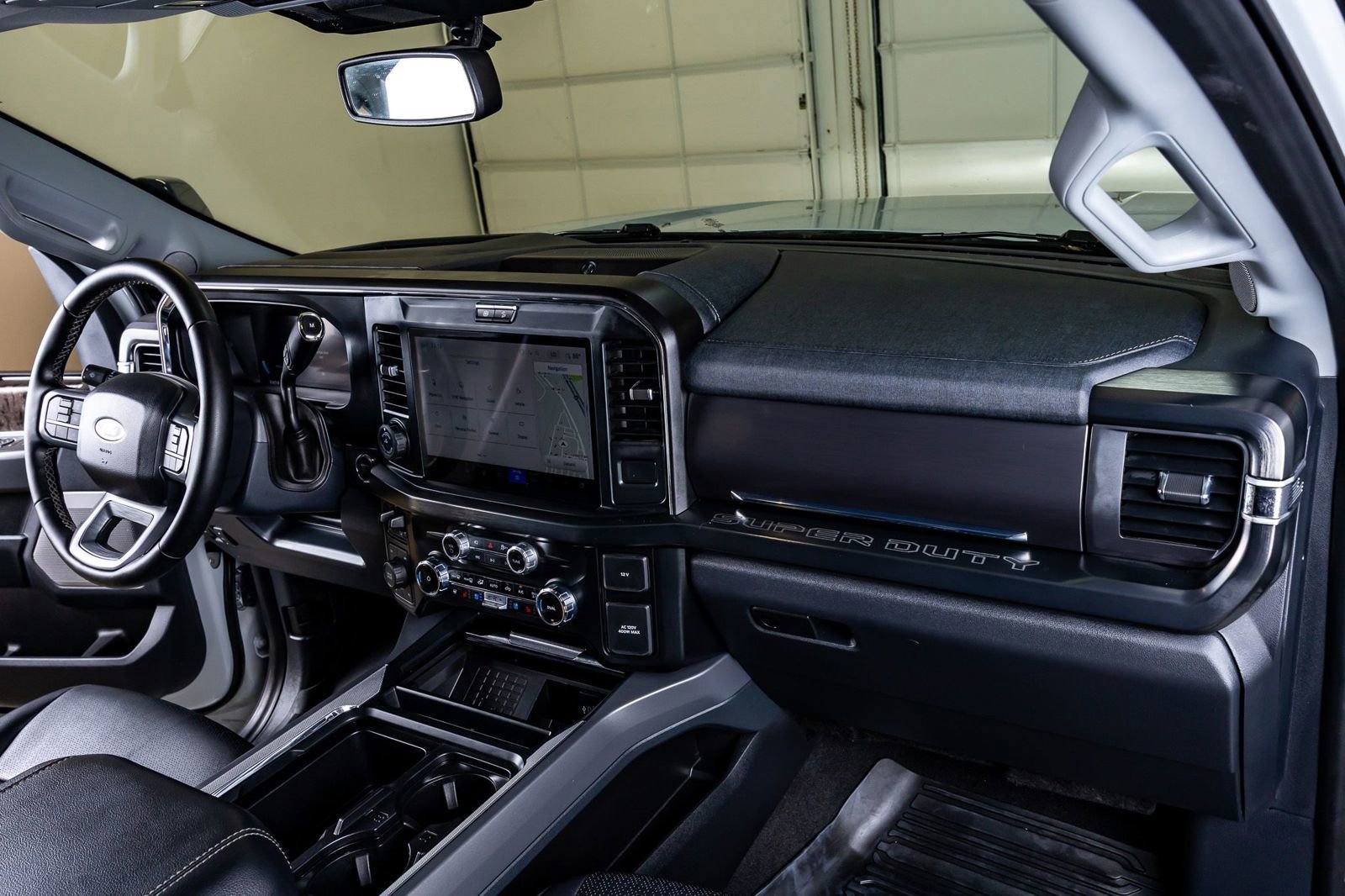 Used 2025 Ford F250 Lariat w/ Lariat Ultimate Package AWD/4WD image 18