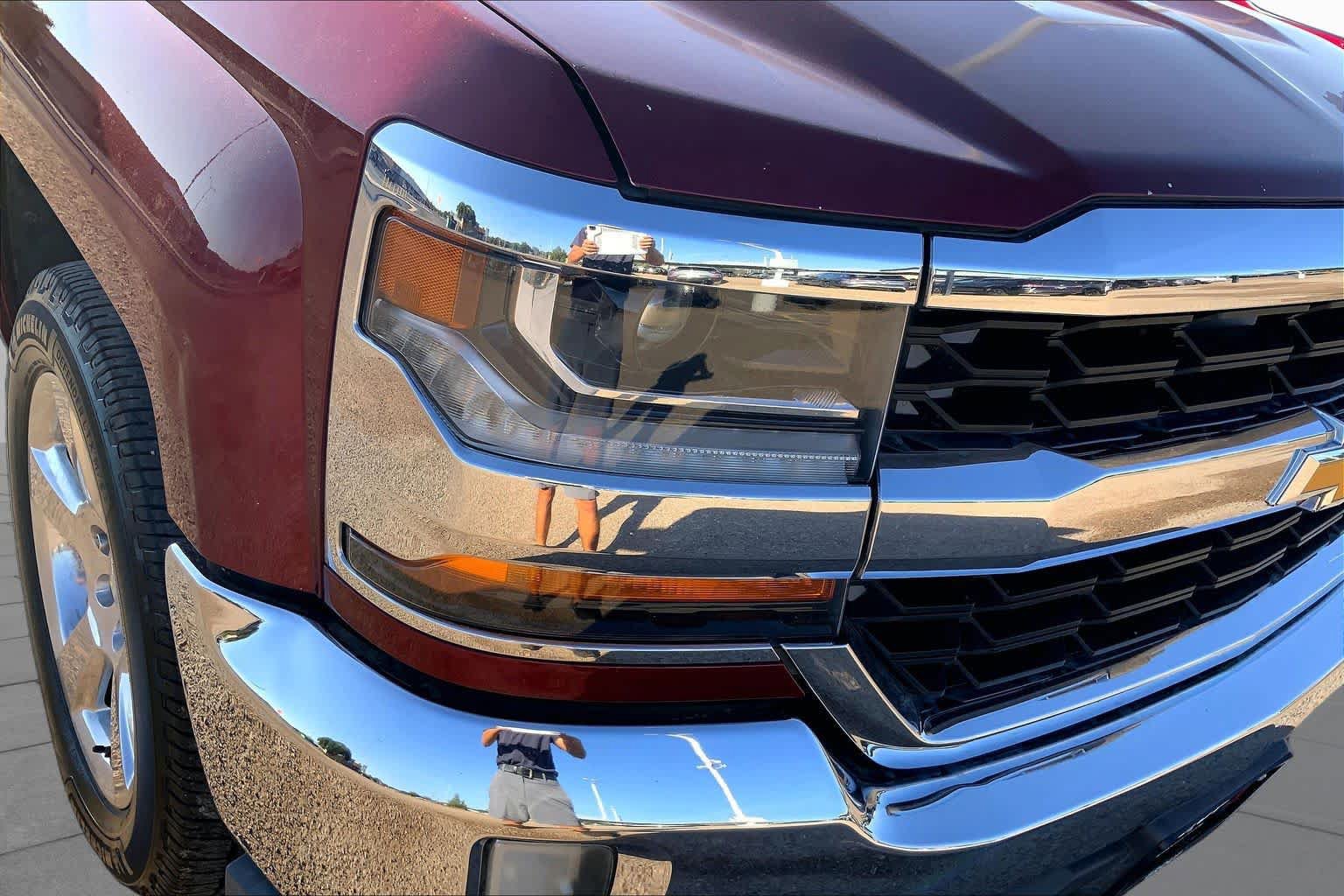 Used 2017 Chevrolet Silverado 1500 LT w/ Texas Edition RWD image 28