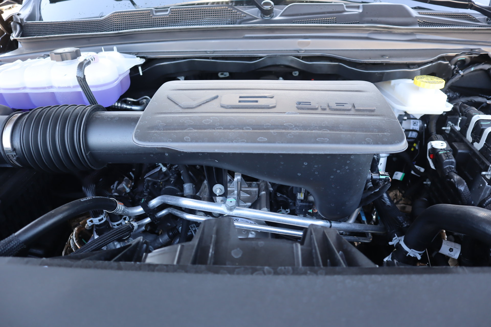 New 2026 RAM 1500 Express AWD/4WD image 18