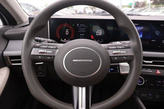 Used 2025 Hyundai Sonata SEL FWD image 10