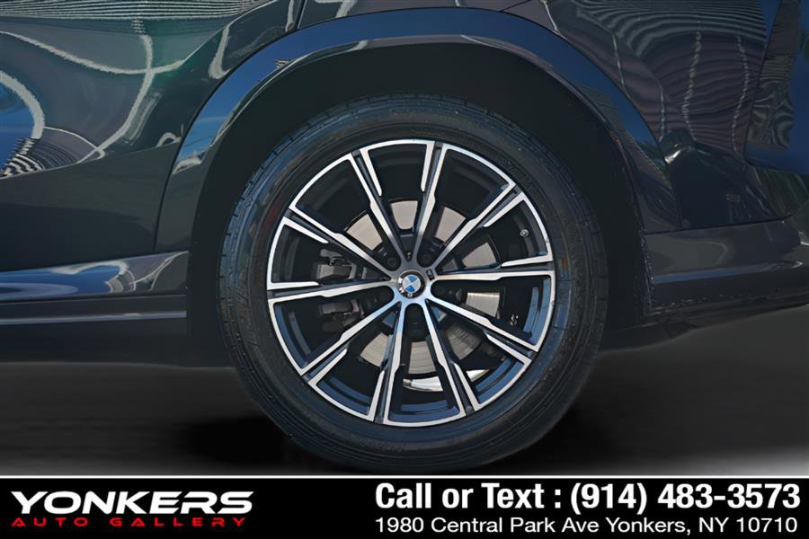 Used 2024 BMW X6 xDrive40i w/ Premium Package image 31