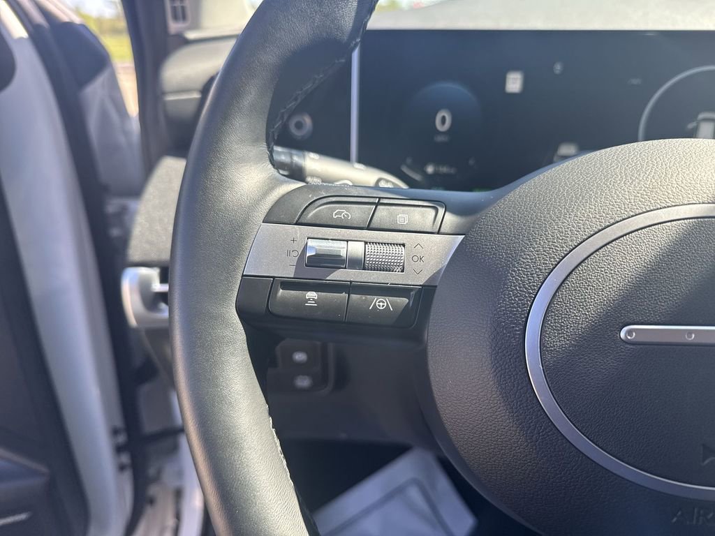 Used 2025 Hyundai Tucson Limited image 17