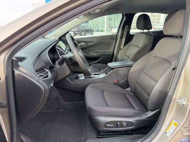Used 2025 Chevrolet Malibu LT image 20