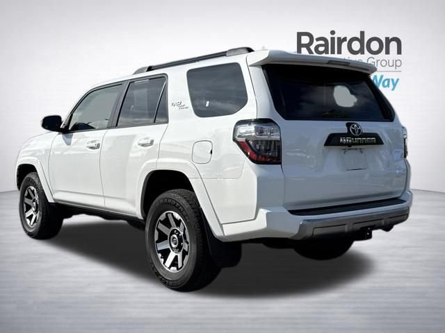 Used 2021 Toyota 4Runner TRD Off-Road Premium w/ Moonroof Package AWD/4WD image 5