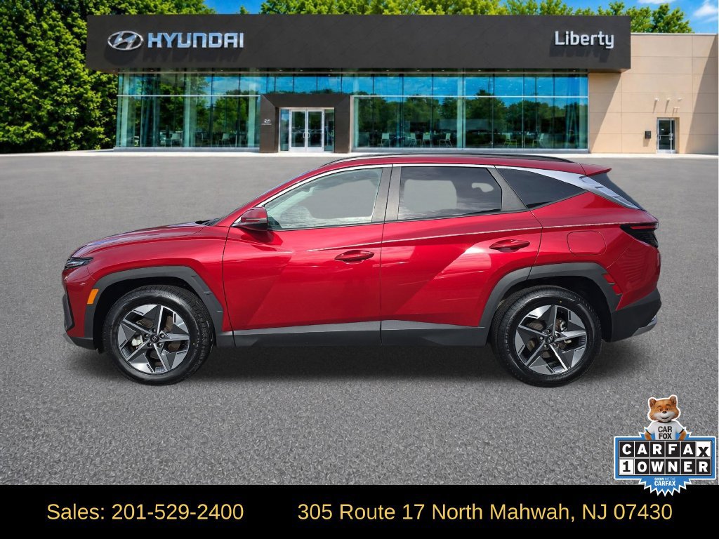 Certified 2025 Hyundai Tucson SEL AWD/4WD image 2