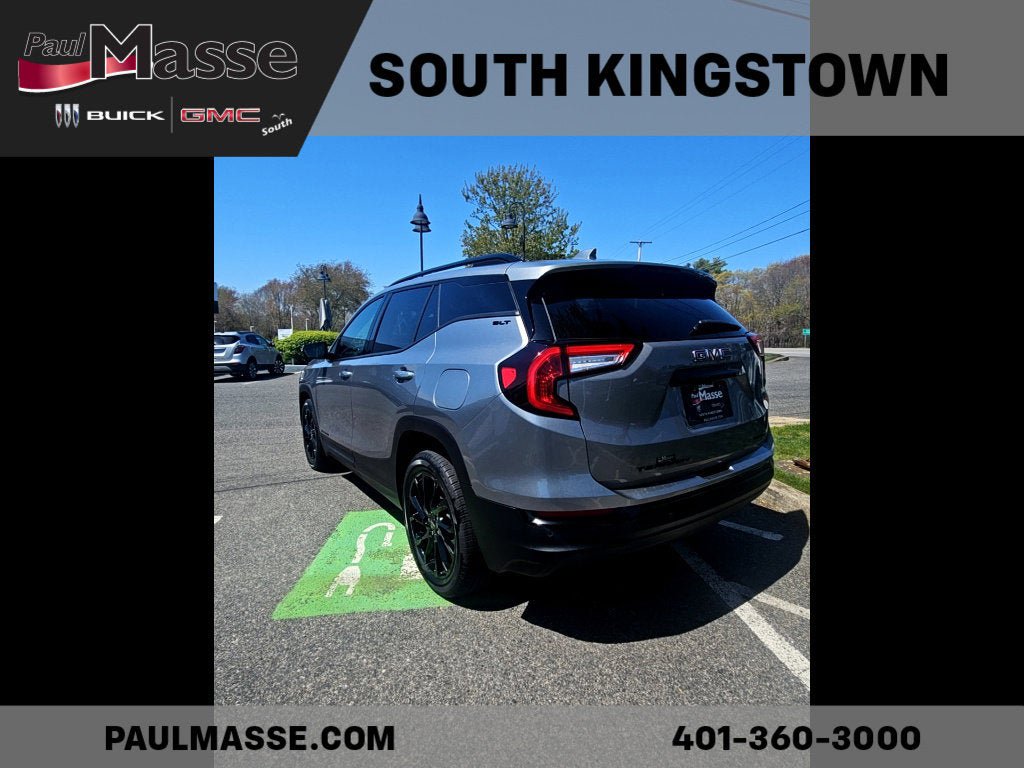 Used 2023 GMC Terrain SLT w/ Infotainment Package II AWD/4WD image 4