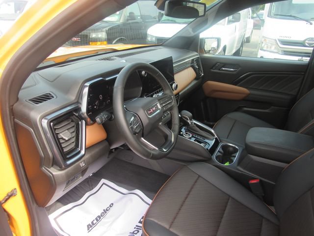 Certified 2025 GMC Canyon AT4 w/ Technology Plus Package AWD/4WD image 14