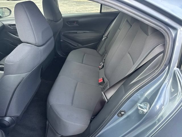 Used 2022 Toyota Corolla LE FWD image 7