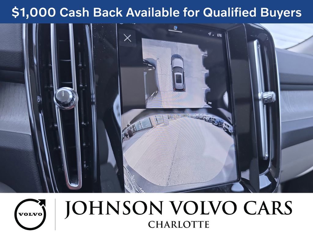 New 2026 Volvo XC40 B5 Plus w/ Protection Package Premier image 25