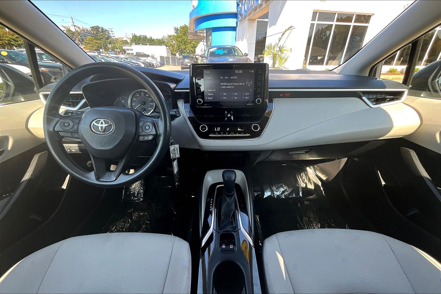 Used 2022 Toyota Corolla LE FWD image 15