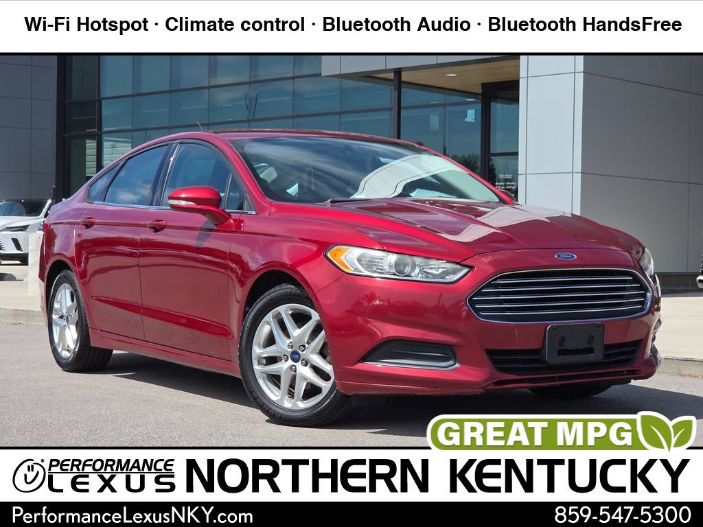 Used 2013 Ford Fusion SE FWD image 1