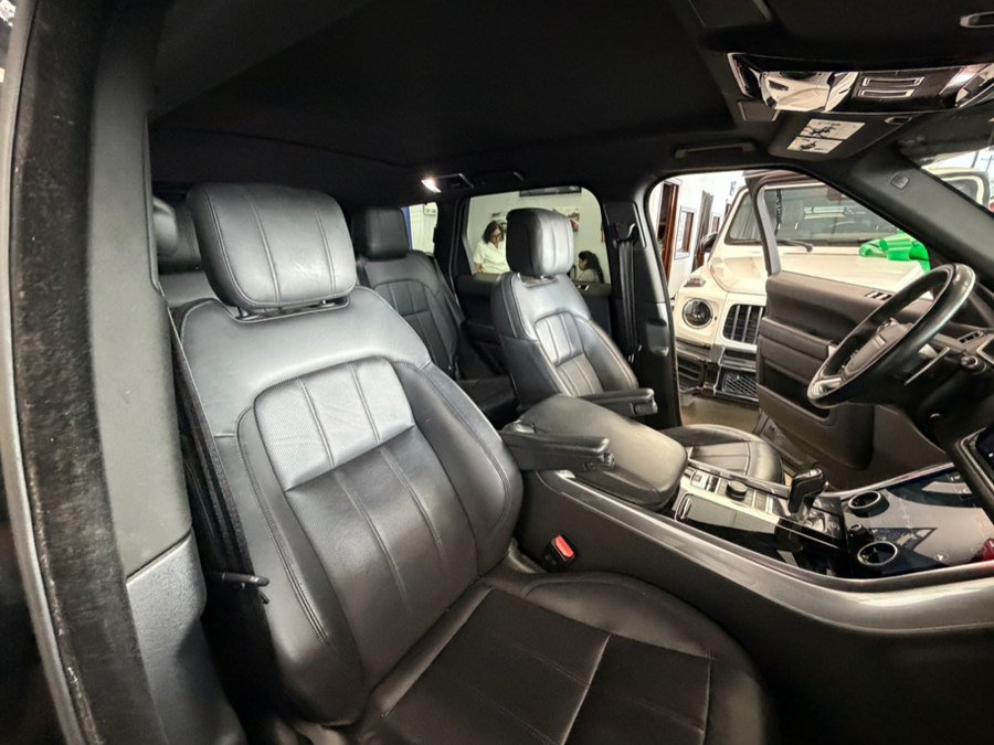 Used 2021 Land Rover Range Rover Sport HSE Silver Edition AWD/4WD image 34