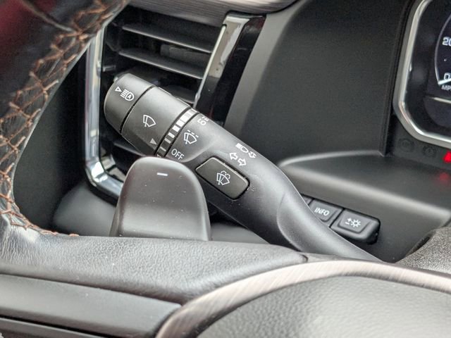 Used 2023 GMC Sierra 1500 AT4 w/ AT4 Premium Package image 24