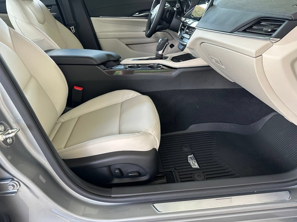 New 2026 Cadillac CT4 Luxury w/ Sun And Sound Package RWD image 35