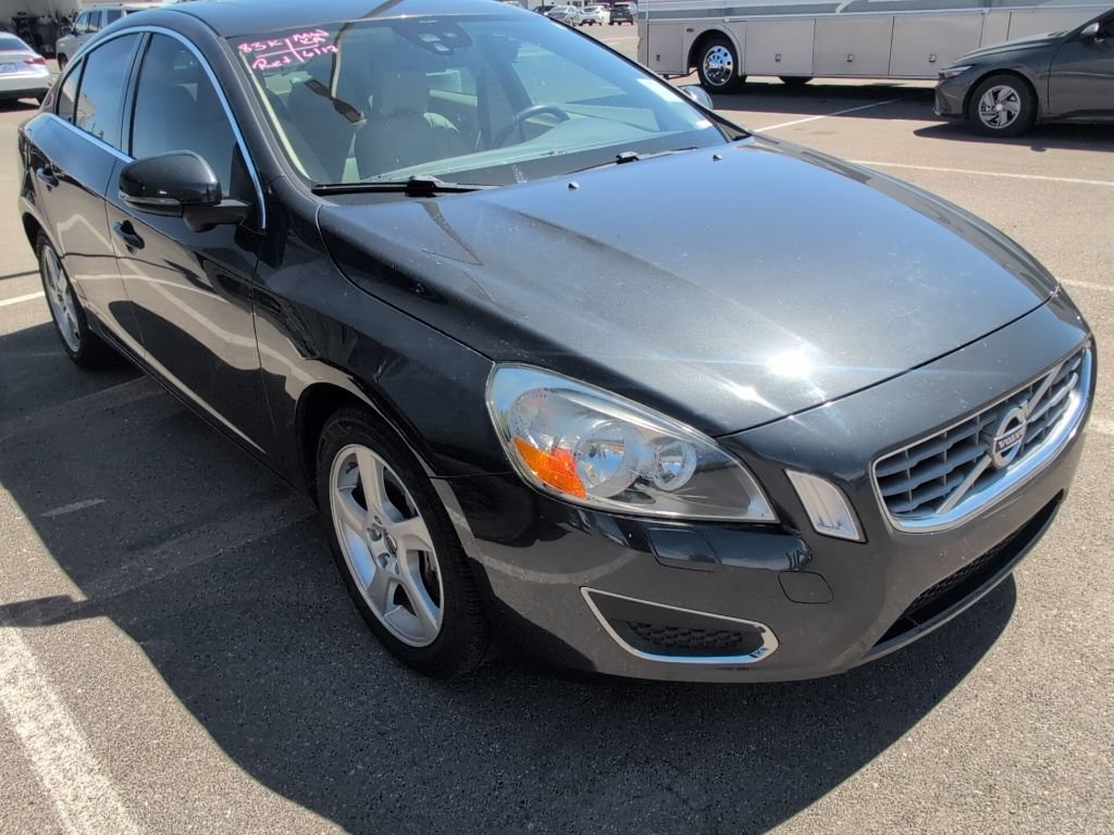 Used 2012 Volvo S60 T5 w/ Climate Pkg FWD image 7