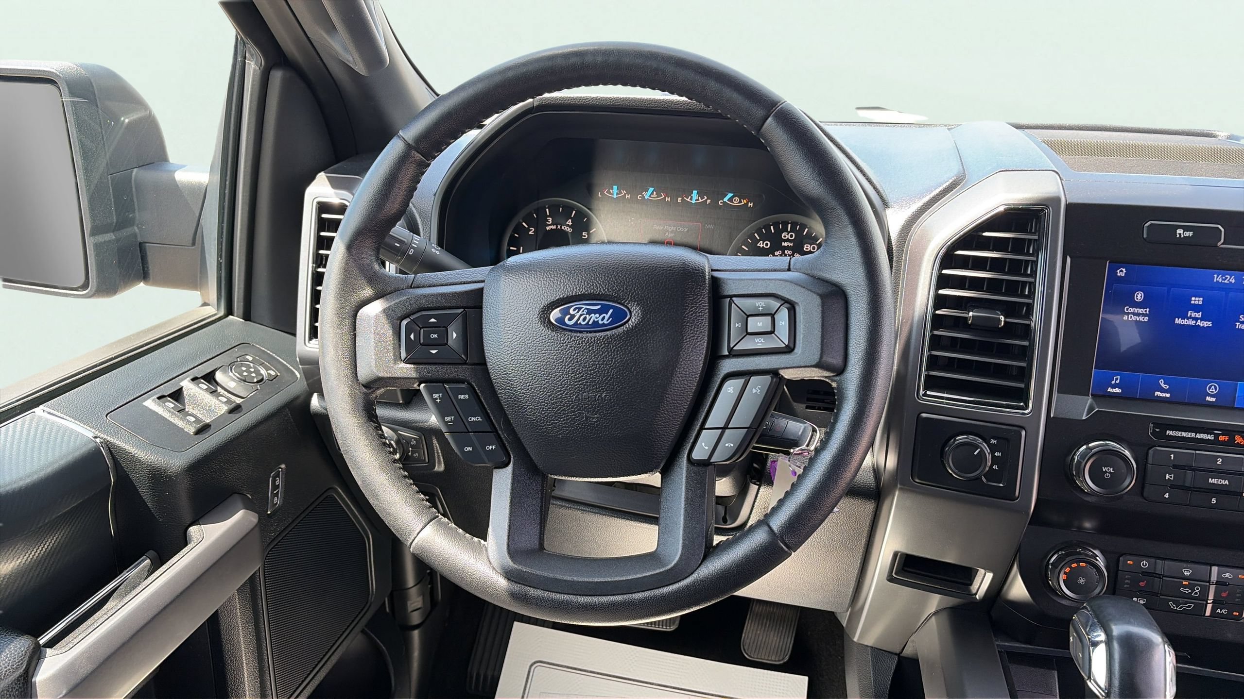 Used 2019 Ford F150 XLT w/ Equipment Group 302A Luxury AWD/4WD image 18