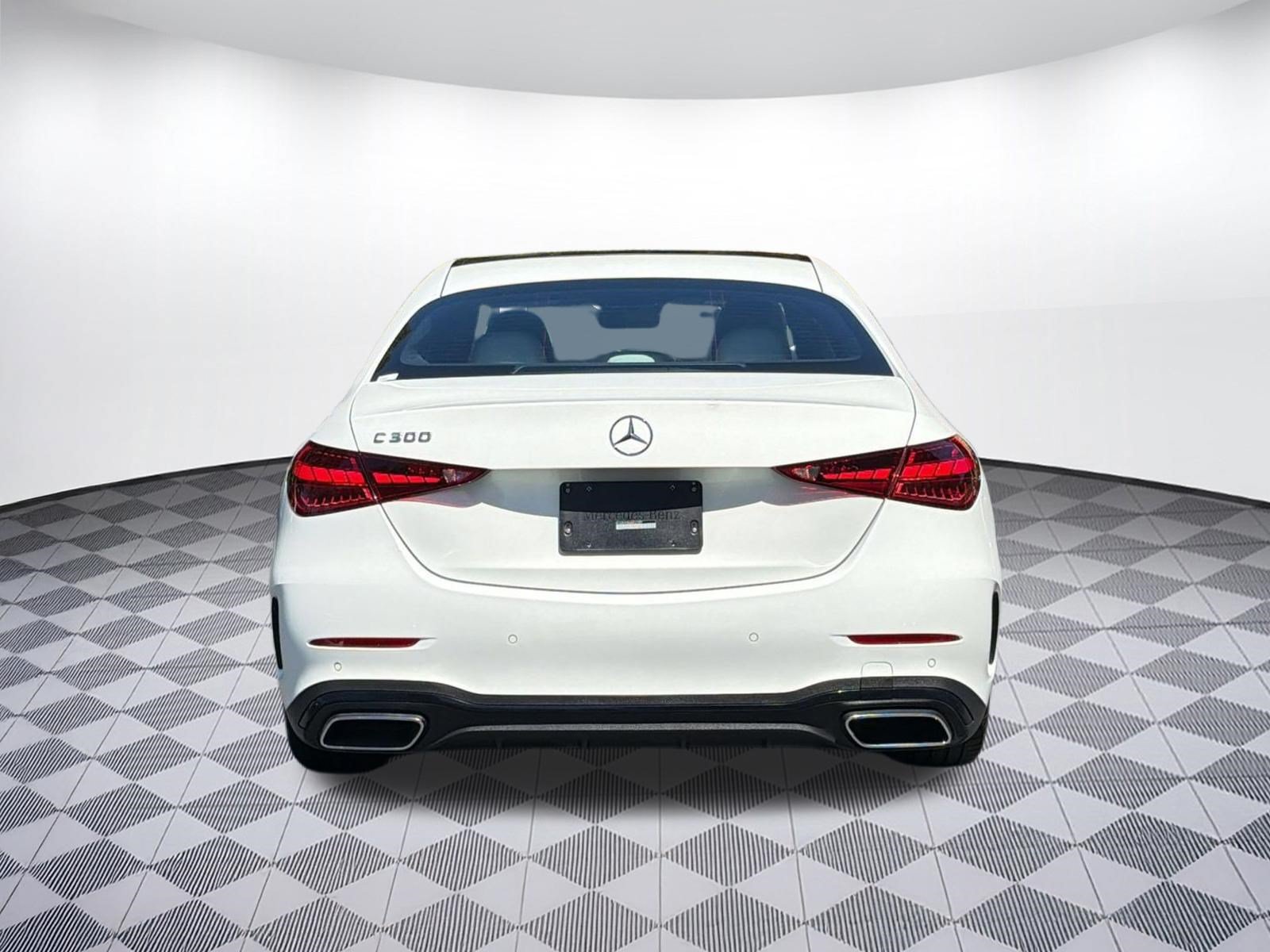 Used 2022 Mercedes-Benz C 300 Sedan image 10