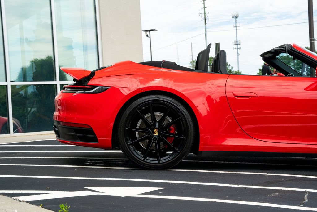 Used 2020 Porsche 911 Carrera RWD image 12