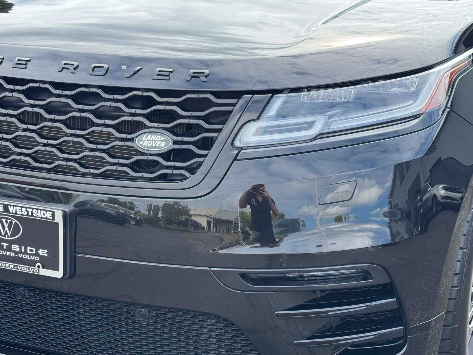 Used 2020 Land Rover Range Rover Velar R-Dynamic S AWD/4WD image 62