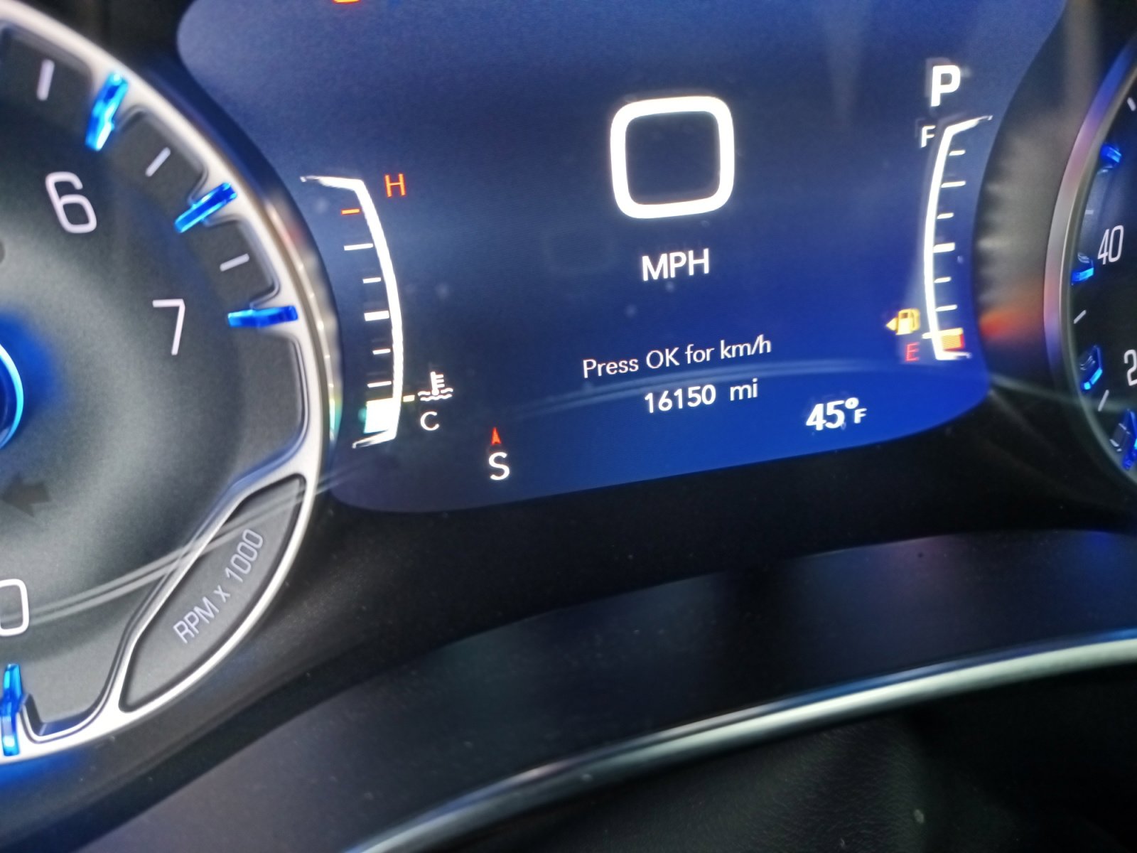 Used 2024 Chrysler Pacifica Limited image 2