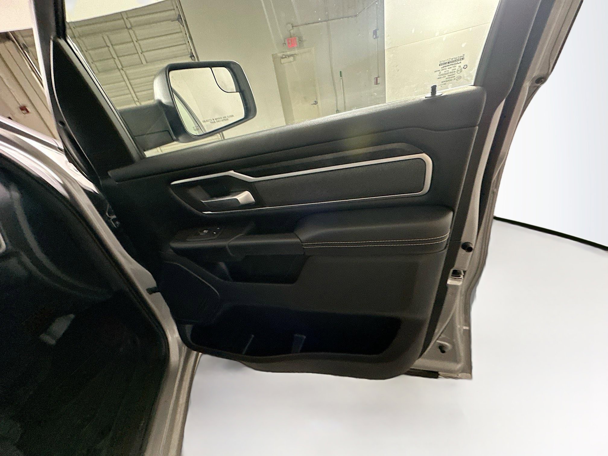 Used 2022 RAM 1500 Big Horn image 30