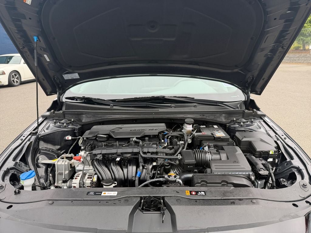 Used 2024 Hyundai Elantra SEL FWD image 29