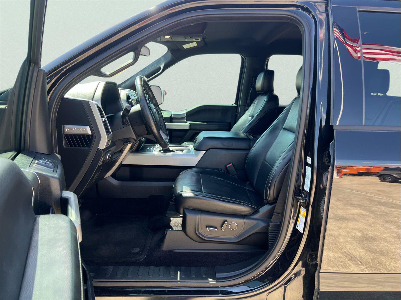 Used 2017 Ford F150 Lariat RWD image 12