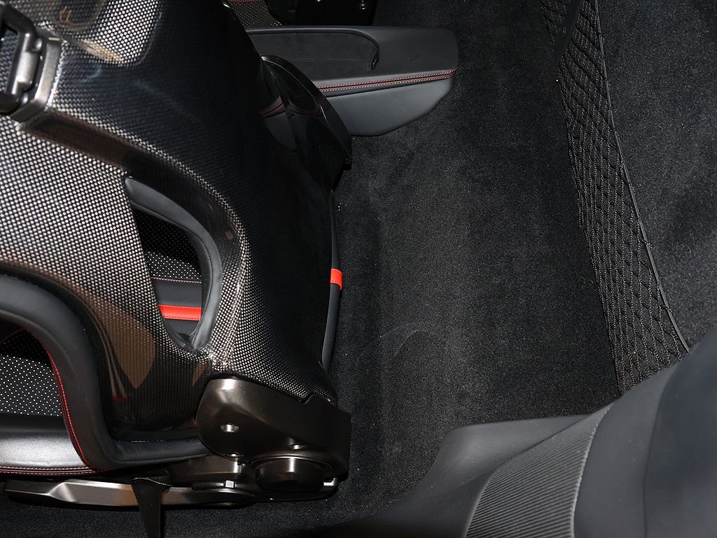 Certified 2021 Ferrari F8 Tributo RWD image 68