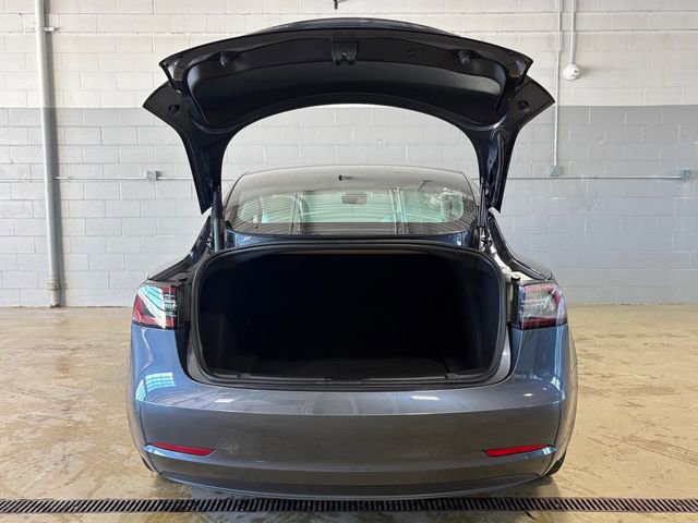 Used 2023 Tesla Model 3 Standard Range image 39