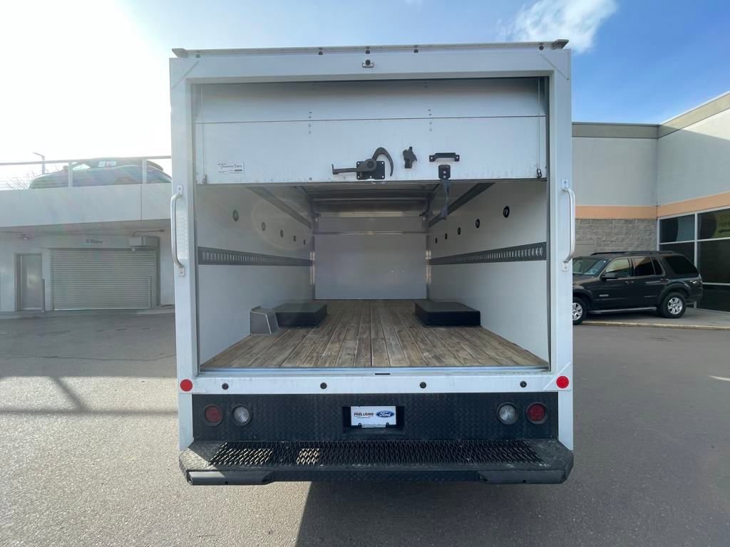 New 2024 Ford E-450 and Econoline 450 Super Duty w/ Driver's Safety Package image 25