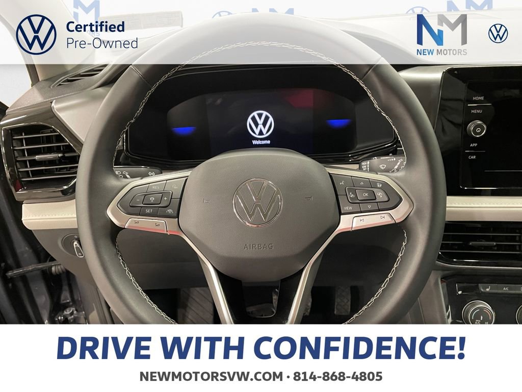Certified 2025 Volkswagen Taos S image 12