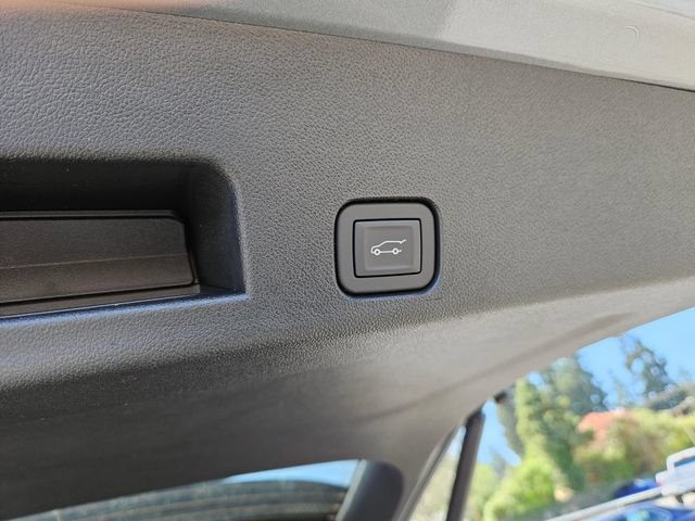 New 2026 GMC Acadia Elevation FWD image 11