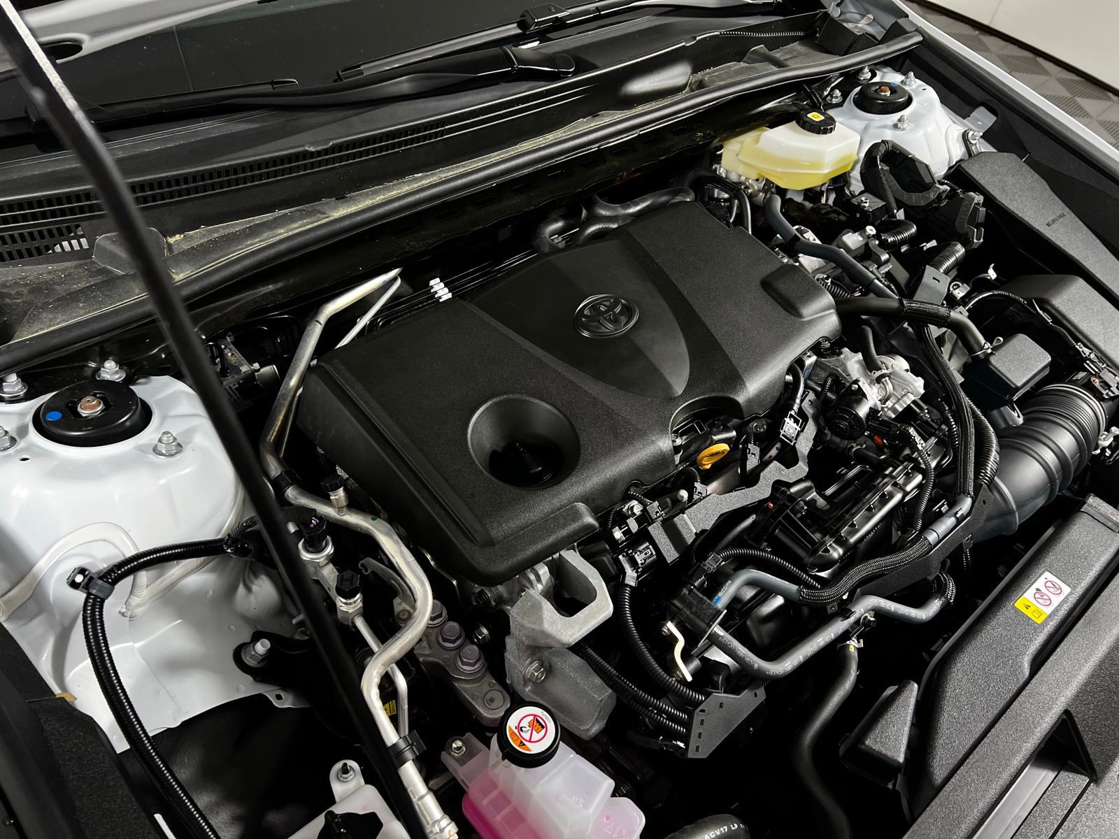 Certified 2025 Toyota Camry SE image 10