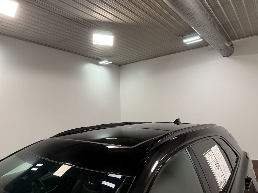 Used 2024 Cadillac XT5 Sportv w/ Technology Package image 42