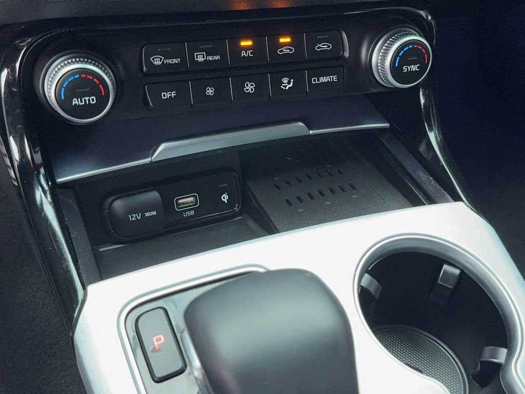 Used 2023 Kia Stinger GT2 image 32