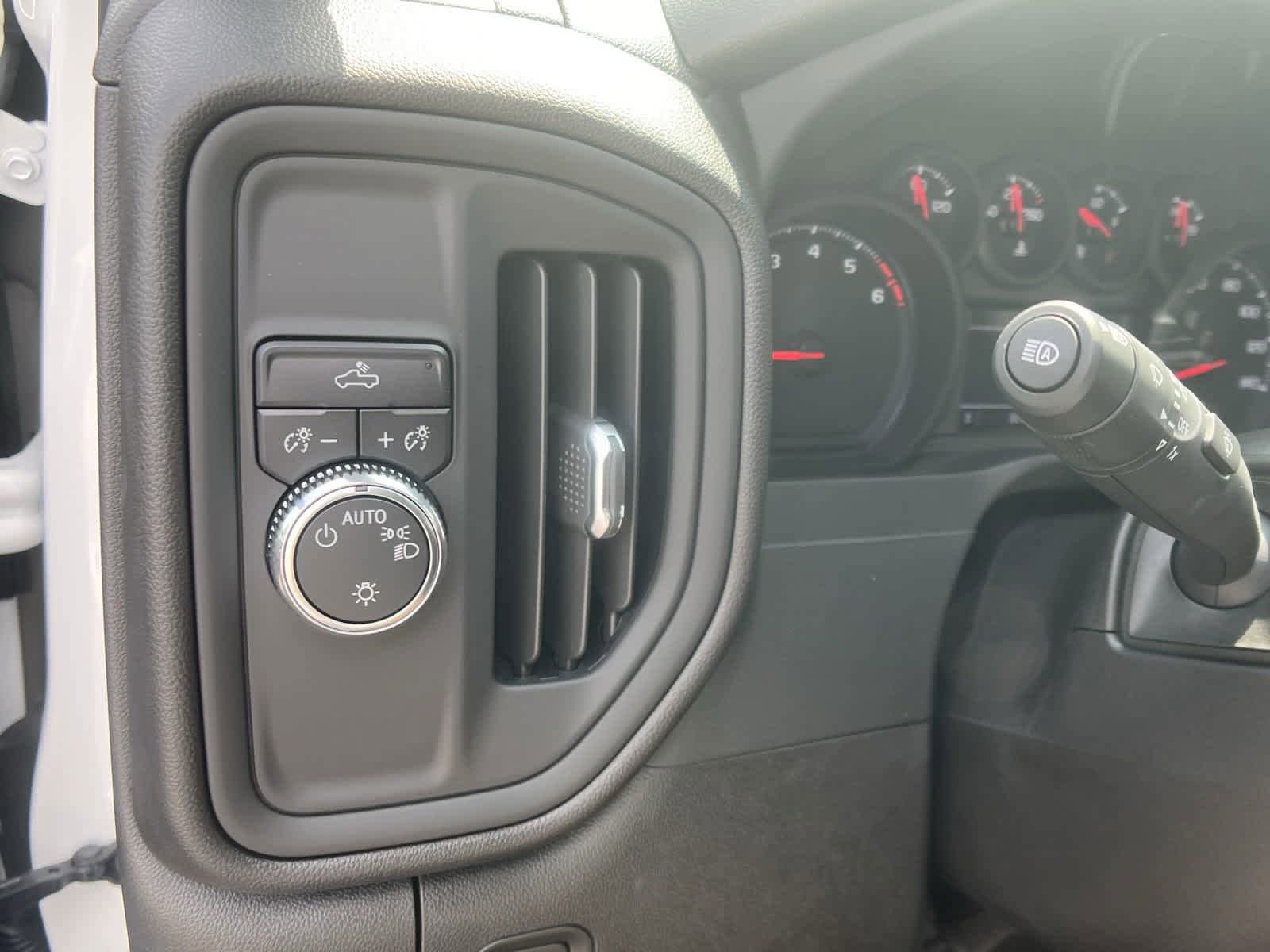 New 2024 GMC Sierra 2500 Pro w/ Convenience Package image 40