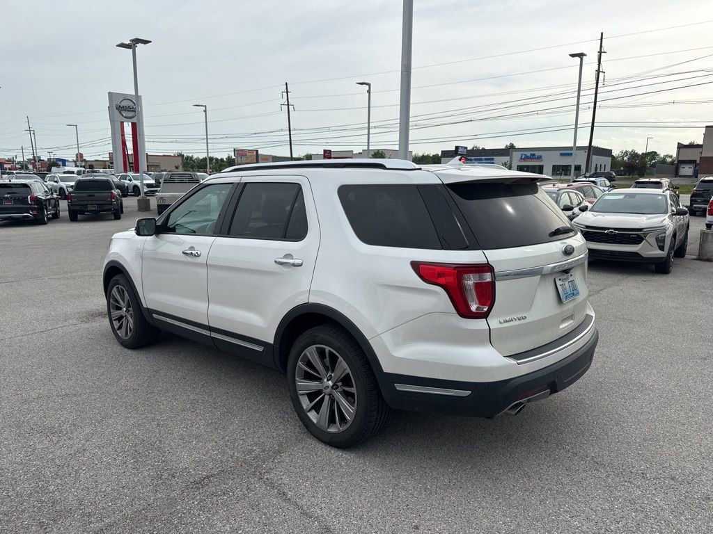 Used 2018 Ford Explorer Limited AWD/4WD image 6