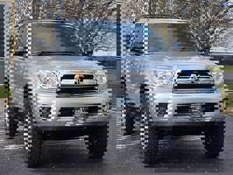 Used 2007 Toyota 4Runner SR5 image 2