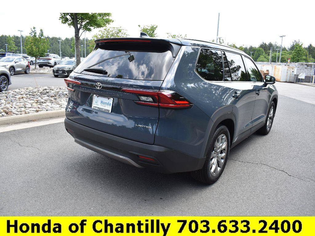 Used 2025 Toyota Grand Highlander AWD image 7