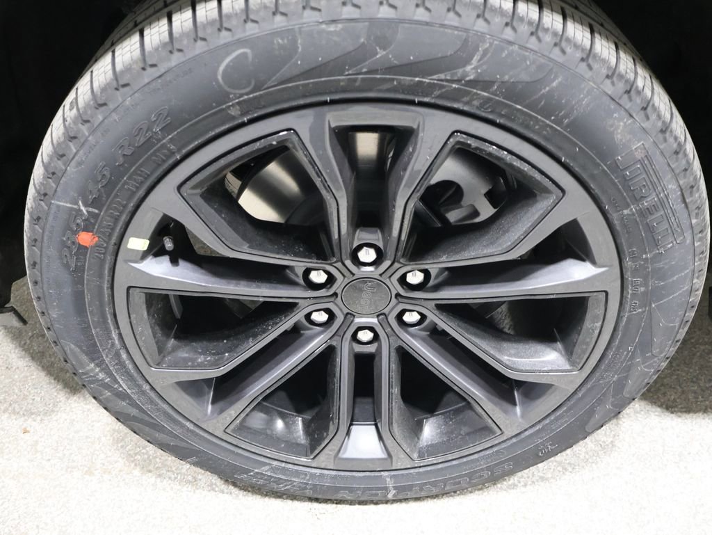 New 2026 Jeep Grand Wagoneer L Summit image 4