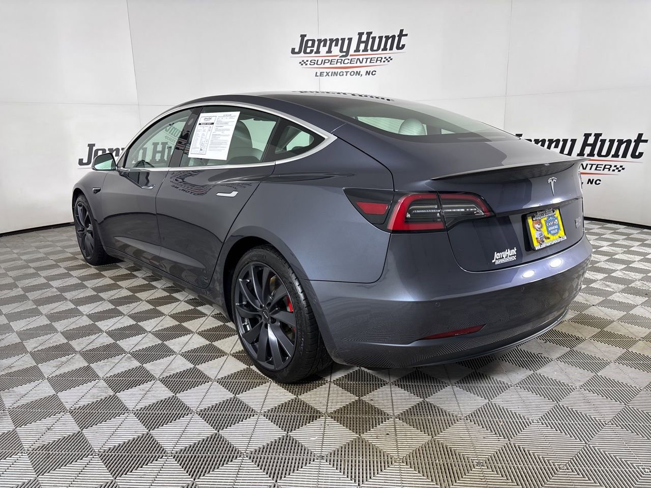 Used 2020 Tesla Model 3 Performance image 6