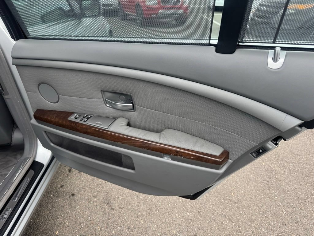 Used 2003 BMW 745Li RWD image 27