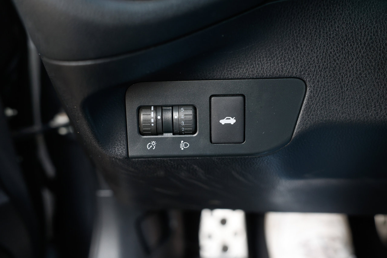 Used 2013 Subaru BRZ Limited w/ Popular Pkg 2C image 40