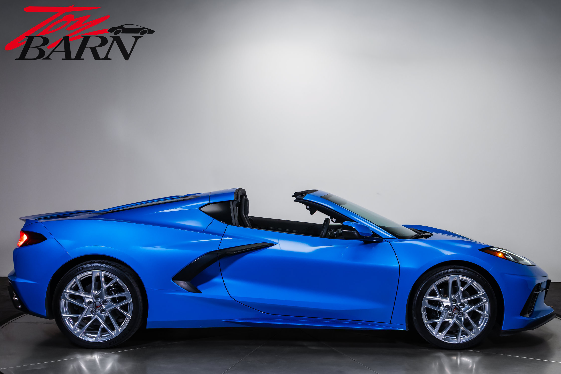 Used 2024 Chevrolet Corvette Stingray Coupe w/ 1LT RWD image 6