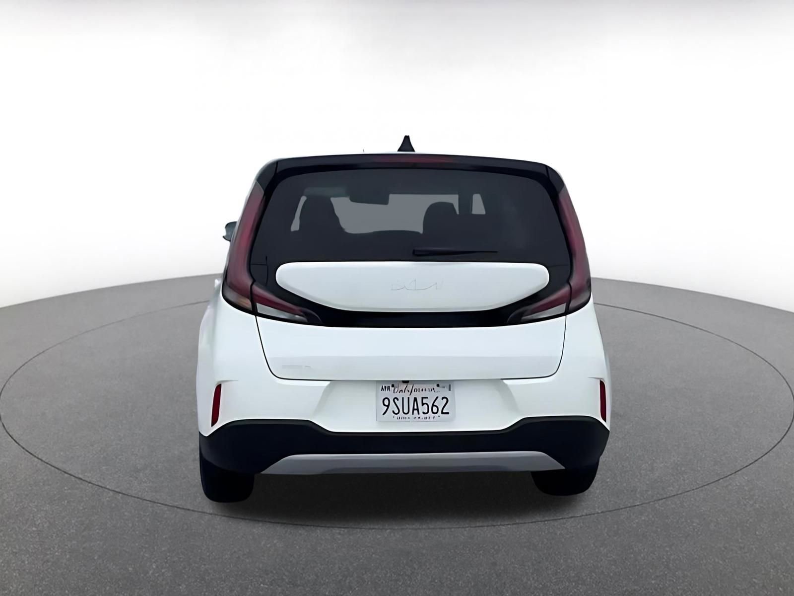 Used 2025 Kia Soul LX w/ LX Technology Package image 11