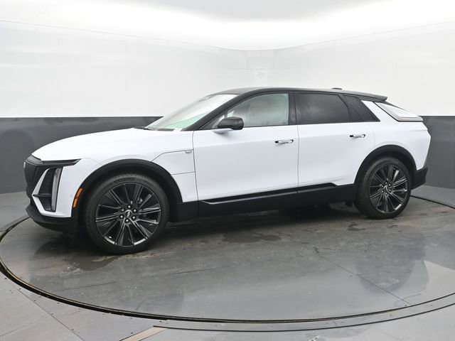 New 2026 Cadillac Lyriq Signature Sport image 2