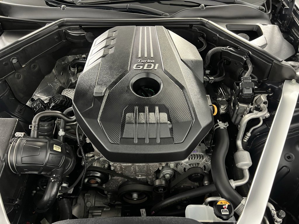 Used 2021 Kia Stinger GT-Line image 34