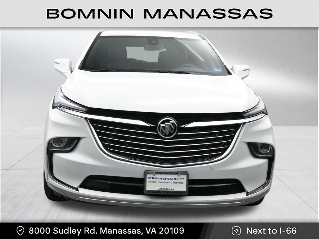 Used 2023 Buick Enclave Essence image 8